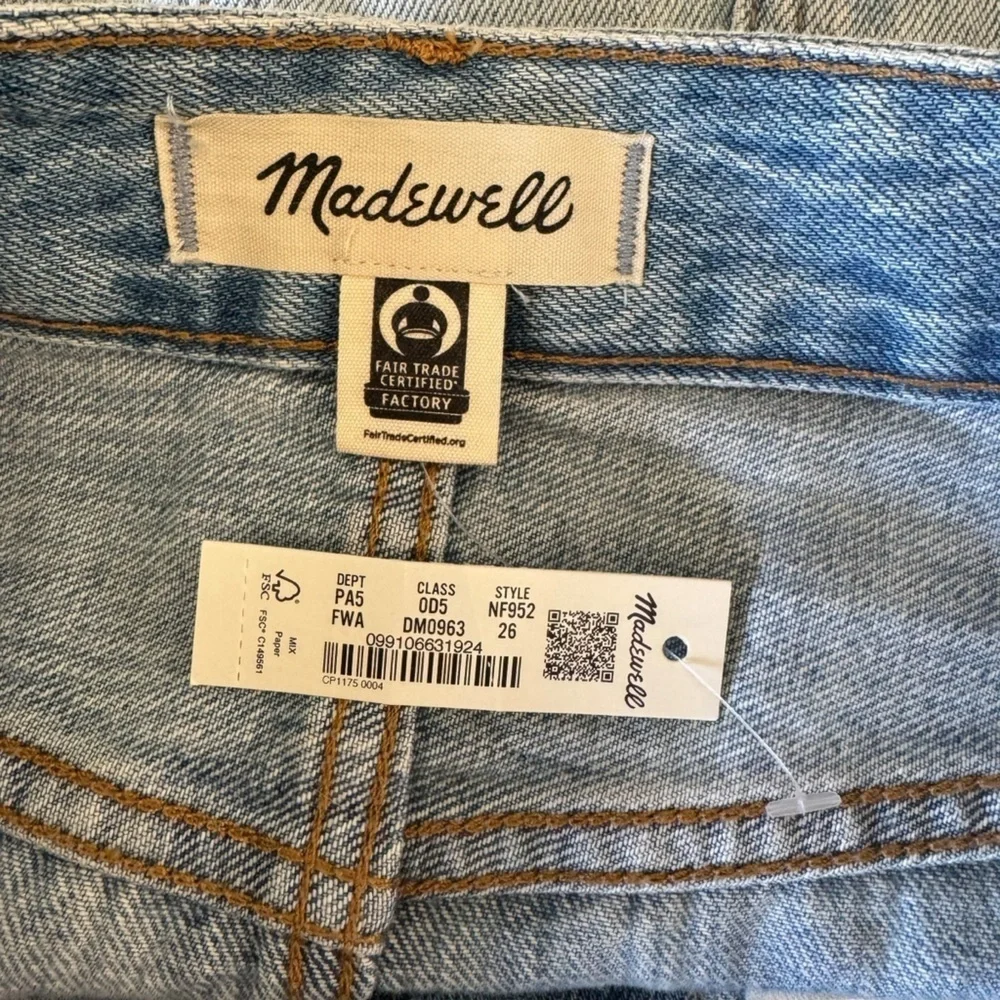 Madewell - NWT Rigid Denim A-Line Mini Skirt Light Wash Sz 26
